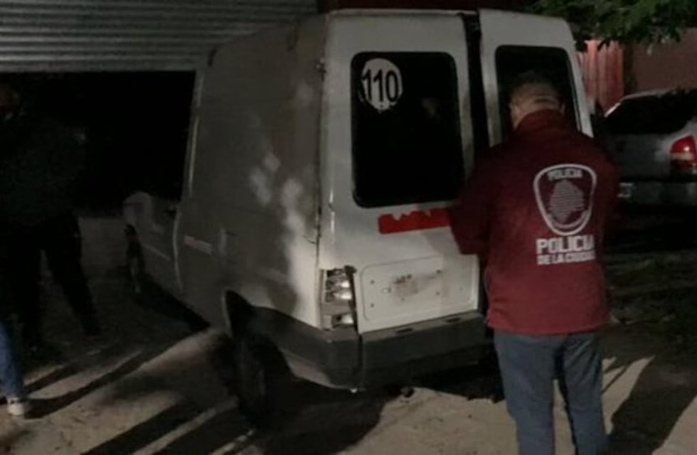 La Justicia detuvo al hombre que fue filmado pegando los carteles contra Cristina Kirchner