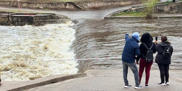 CRECIENTE EN VILLA CARLOS PAZ: