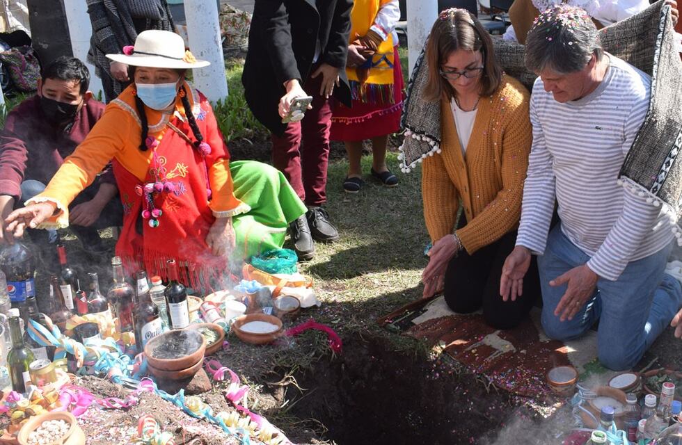 Pachamama en Jujuy: emotiva ceremonia realizó el Concejo Deliberante