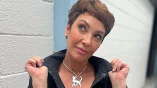 La increíble estrategia de Ernestina Pais para evitar que su hijo votara por Javier Milei.