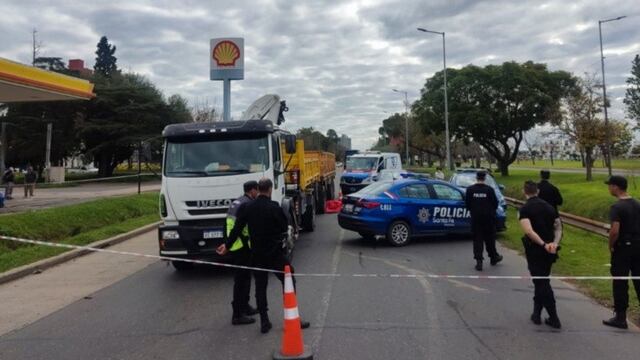 El camión estaba detenido en un semáforo