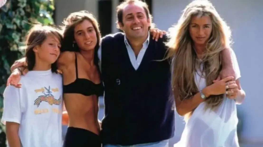 Cris Morena con Gustavo Yankelevich y los hijos que tuvieron en común.