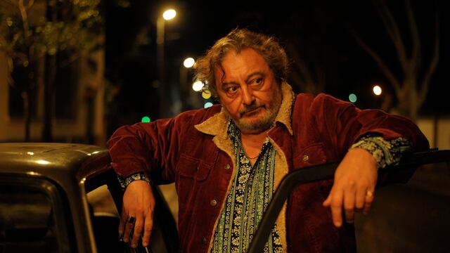 Claudio Rissi interpreta al "Tucu", un tucumano proxeneta que se mueve por los ambientes trans.