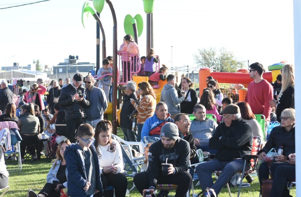 El barrio Antártida Argentina se vistió de fiesta