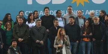 El Frente de Todos realizó un acto en Parque Lezama en defensa de Cristina Kirchner