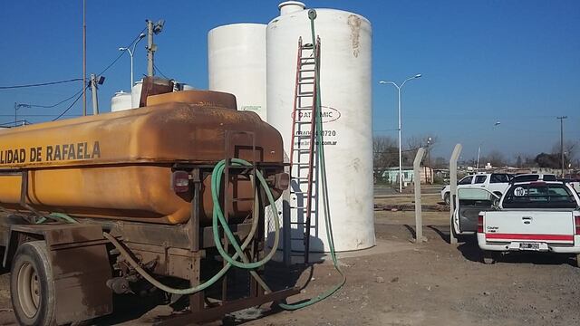 Llegaron dos tanques de agua nuevos para Rafaela
