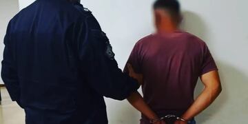 Garupá: robó el celular de un menor con un machete.