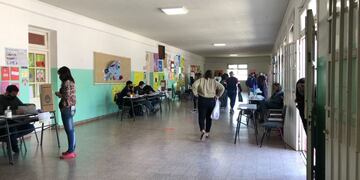 Se volaron todas las boletas en el cuarto oscuro cuando encendieron un ventilador para airear el lugar. Imagen ilustrativa.