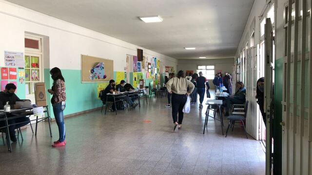 Se volaron todas las boletas en el cuarto oscuro cuando encendieron un ventilador para airear el lugar. Imagen ilustrativa.