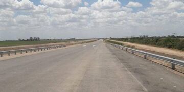 Realizaban picadas de motos en la Autopista 19 que no está habilitada