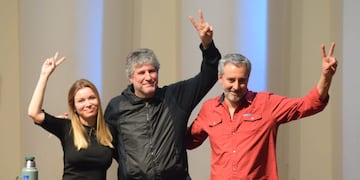 Amado Boudou en Córdoba junto a Gabriela Estévez y Martín Fresneda.