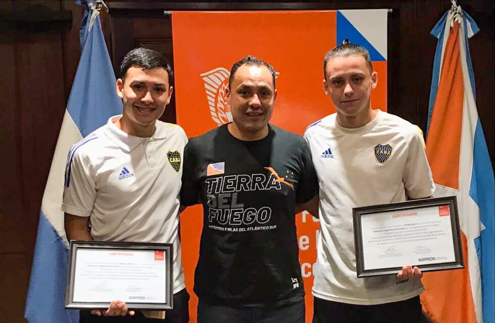 Tomas Becco y Lautaro Yañez recibieron distinciones del gobierno por su inclusión en la selección argentina de Futsal sub 18