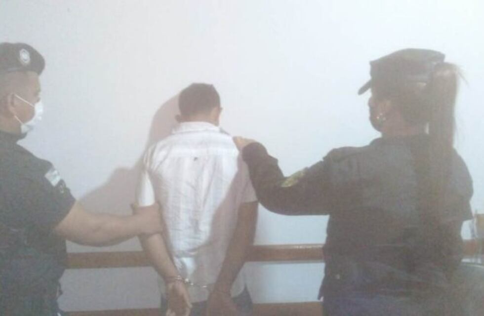 Su novia le pidió que se vaya y este la agredió salvajemente