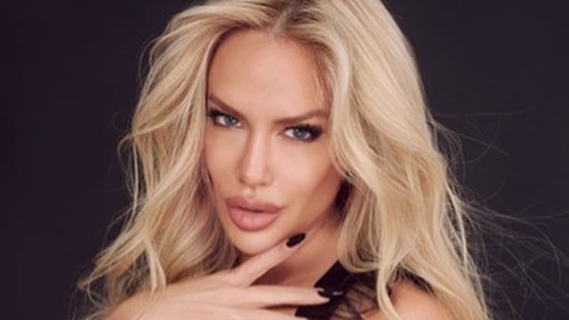 Desde la cocina y al desnudo: Luciana Salazar subió la temperatura en Instagram posando sin ropa interior