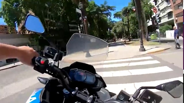 La Brigada Motorizada detuvo a dos delincuentes, uno menor de edad.