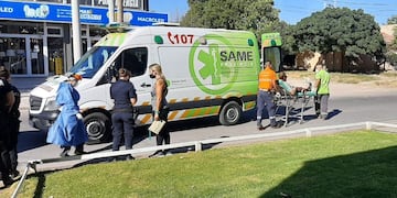 Choco de moto y colectivo en Zelarrayán al 2.500