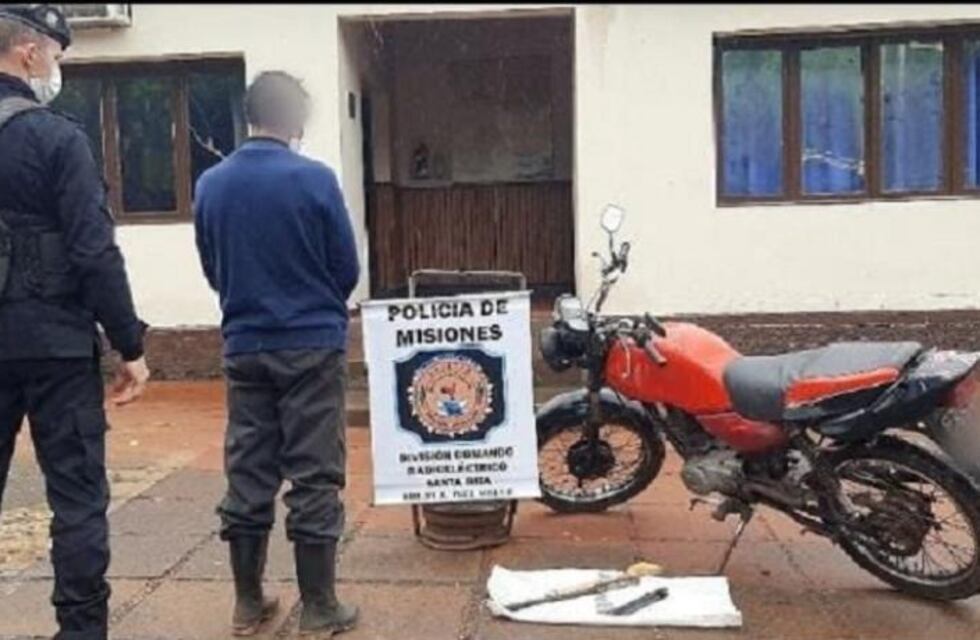 Circulaba en una motocicleta adulterada y terminó detenido