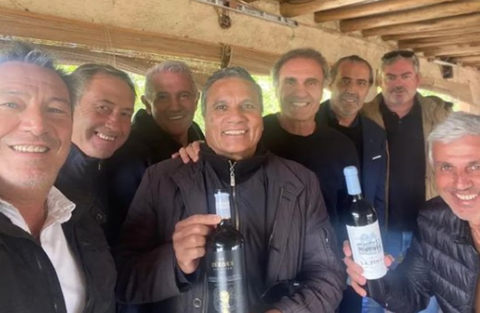 Campeones del Mundial ‘86 recorren Mendoza y presentan su vino Héroes