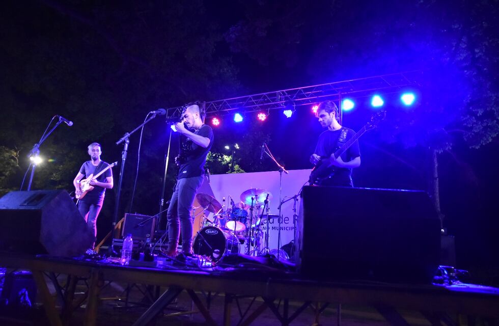 Rock sin Río con gran convocatoria en el Parque Balneario