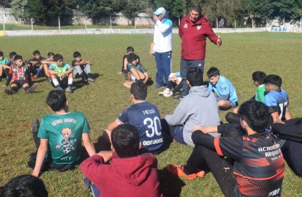 Exitosa jornada de pruebas de fútbol en Jardín América atrae la atención del Club Atlético River Plate
