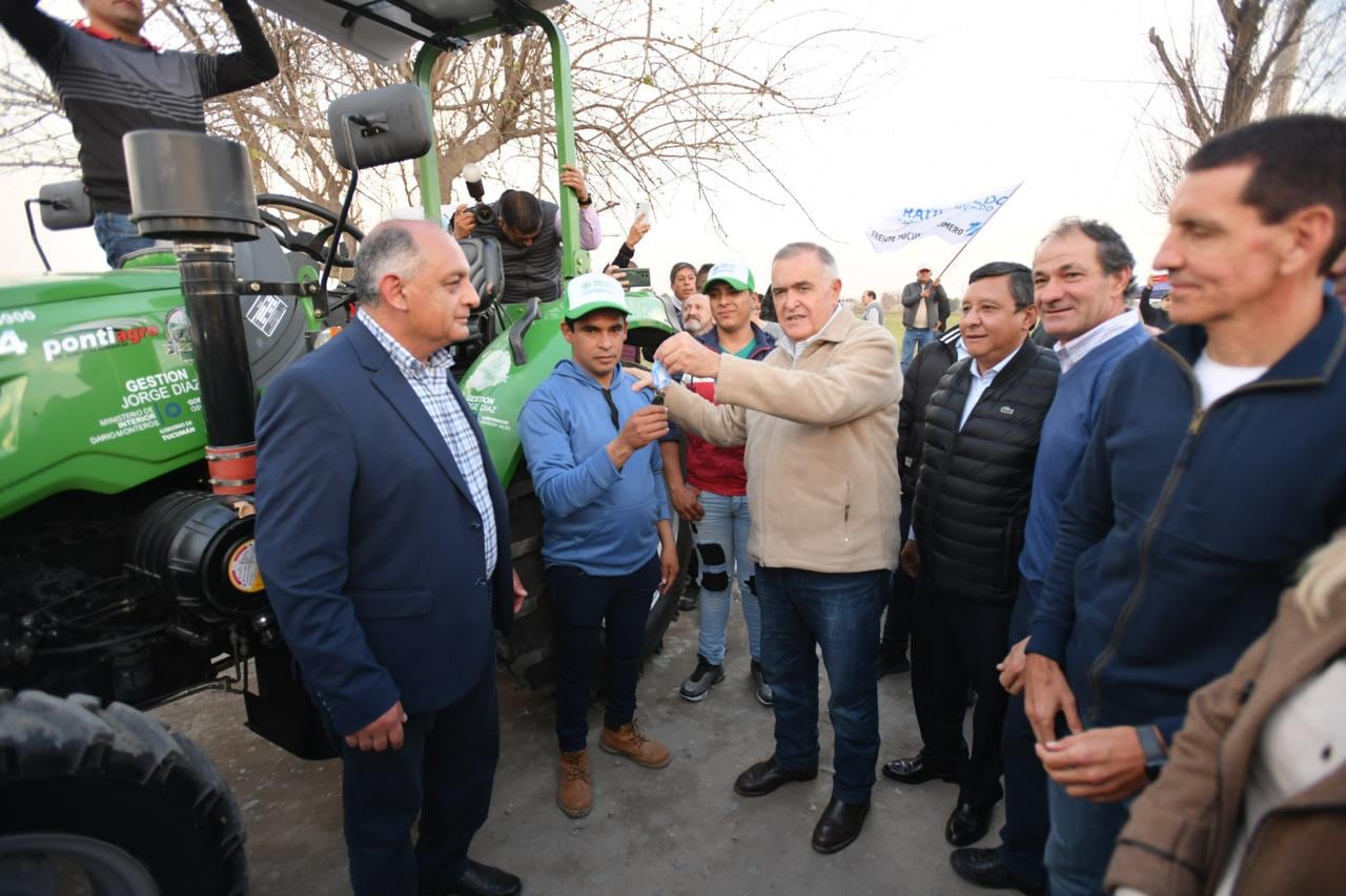 Con recursos provinciales, se ejecutan obras históricas que transformarán la calidad de vida en la comuna de Alto Verde y Los Guchea. "Esto es lo que muchos prometieron y no cumplieron", afirmó Jaldo.