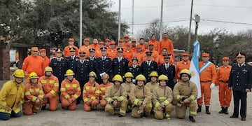 Parte del equipo de Bomberos Voluntarios de Jesús María.