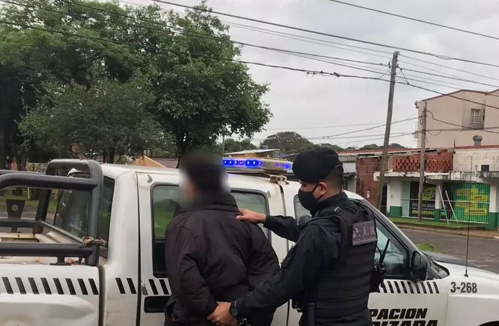 Detienen a un joven por robar una motocicleta