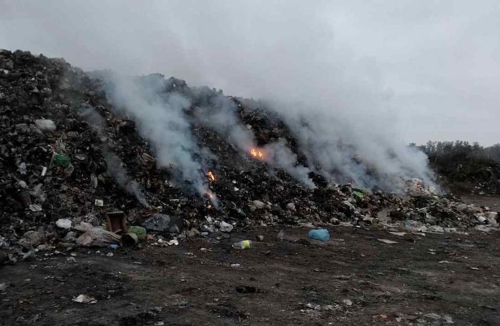 Buscan reducir contaminantes peligrosos en el basural de Punta Alta