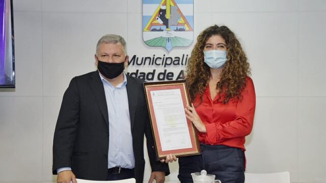 La Ministra Provincial de la Mujer Claudia Martínez visitó la ciudad de Arroyito