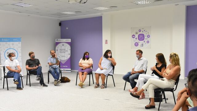 La Ministra de Igualdad, Género y Diversidad, María Florencia Marinaro, visitó Rafaela