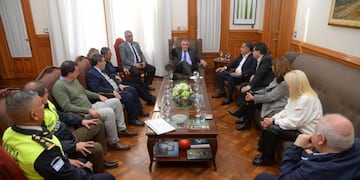 Jaldo ultimó detalles con su Gabinete sobre los actos protocolares.