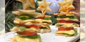 Arbolitos navideños caprese, ideal para la entrada.
