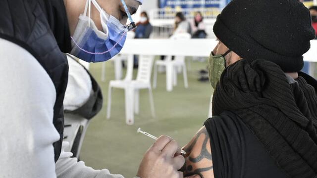 Vacunación: Tucumán recibió 49.000 dosis contra el coronavirus