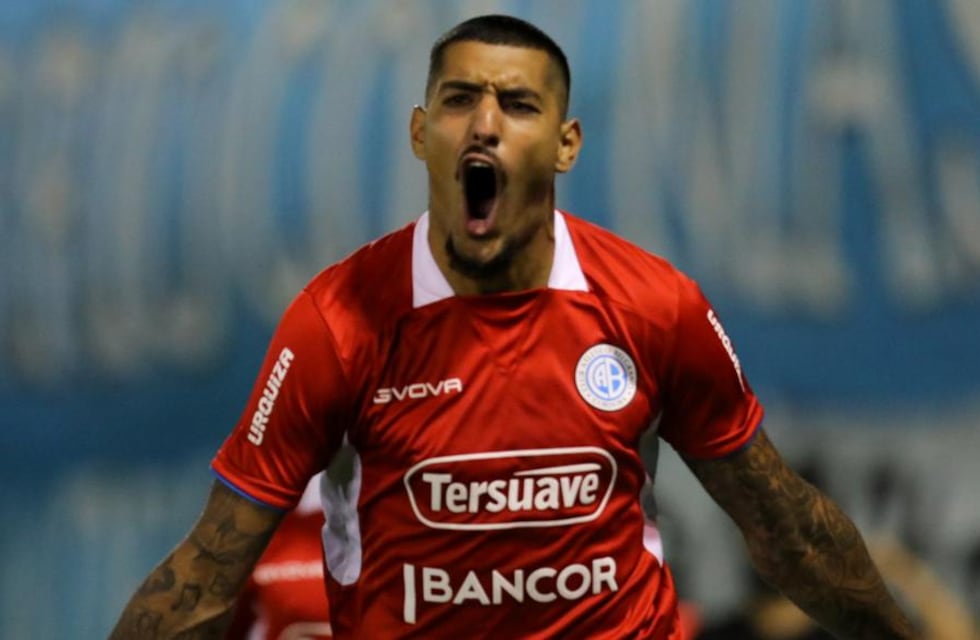 Otro que se va de Belgrano: Adrián Balboa ya tiene nuevo club