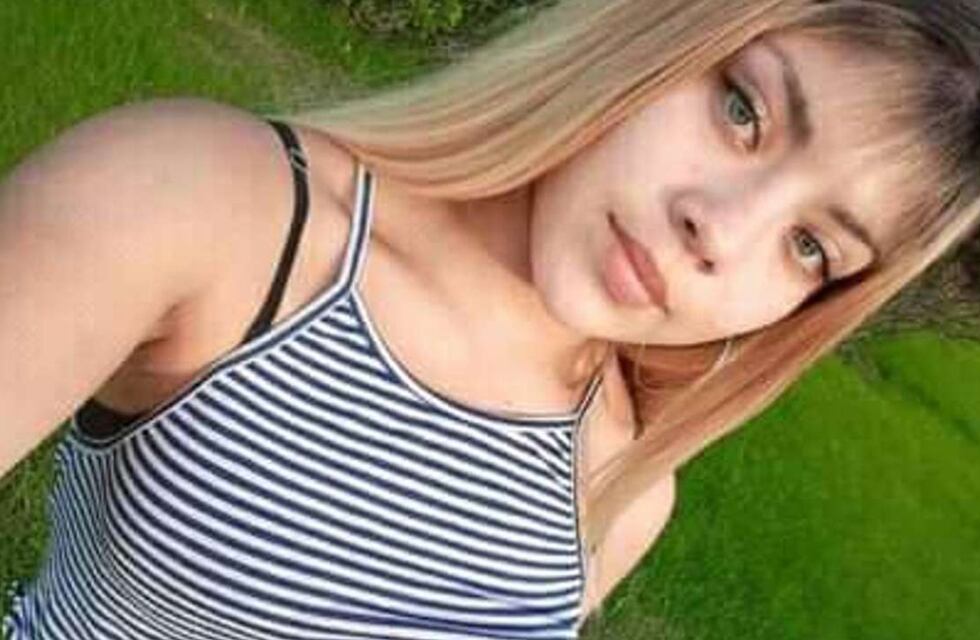 Despiden los restos de Lourdes Juárez, la joven de 19 años que murió en el HIGA