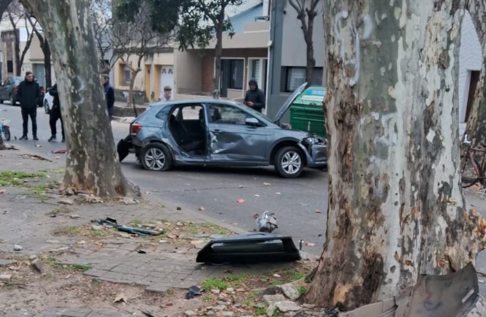 Chocó borracho y drogado y lo detuvieron: estaba prófugo por integrar una banda delictiva