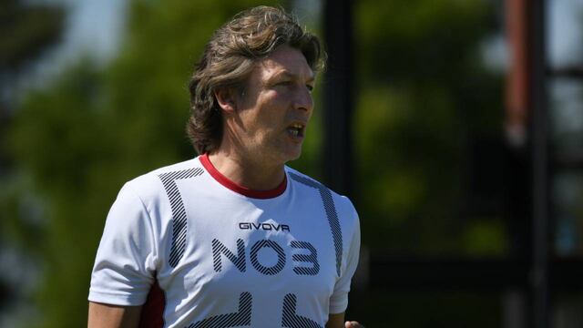 Gabriel Heinze dirigió su primera práctica en el inicio de la pretemporada de Newell's Old Boys.