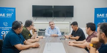 Reunión de emergencia.