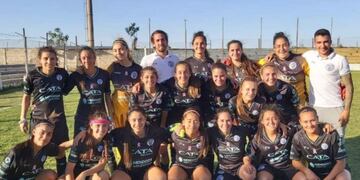 Godoy cruz derrotó a El tropezón 1-0 en el partido de vuelta, y clasificó a la siguiente instancia donde enfrentará a San Luis o San Juan.