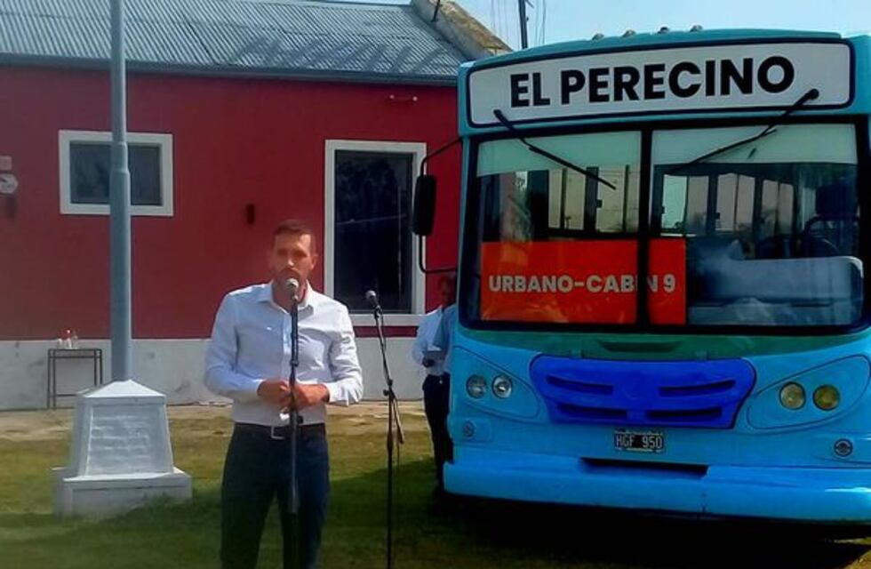 Se inauguró “El perecino”, transporte local de Pérez