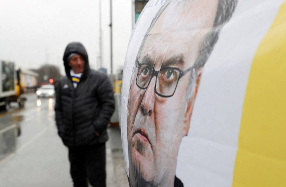 La emotiva despedida de los jugadores y los hinchas del Leeds a Marcelo Bielsa