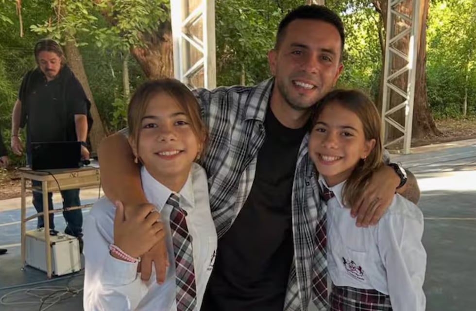 Matías Defederico celebró el cumpleaños de sus gemelas y recibió críticas por un insólito detalle del festejo