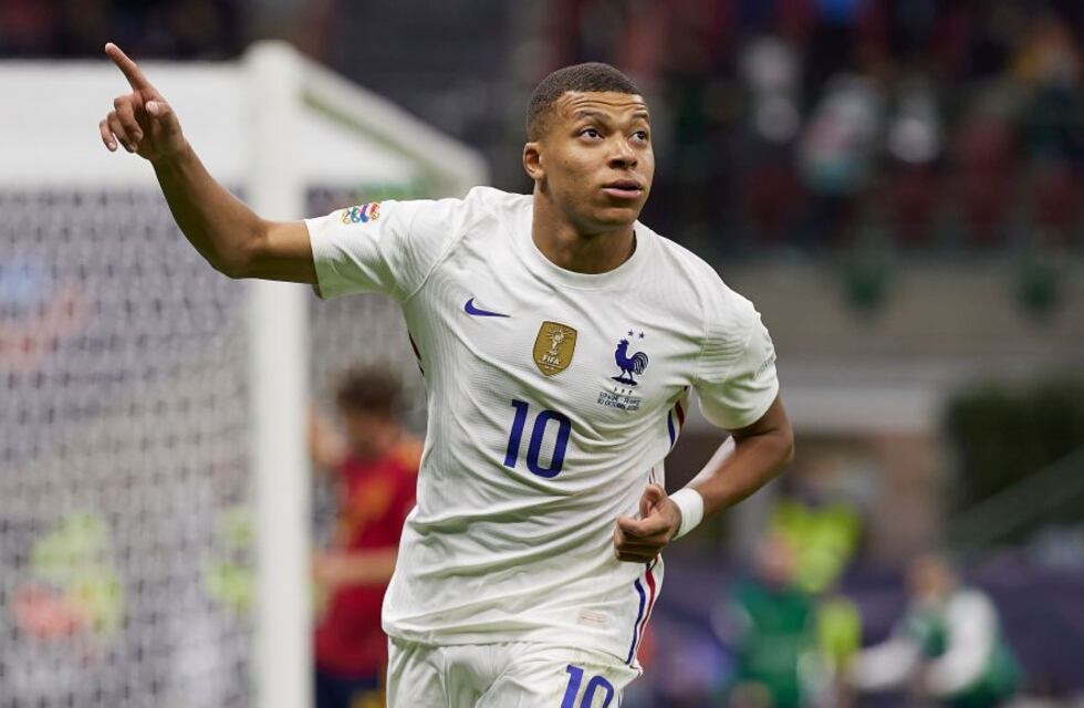 Por qué Kylian Mbappé no quiere aparecer en las fotos de la Selección de Francia