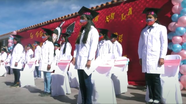 El pasado lunes terminaron sus actividades con actos de colación y otras actividades.