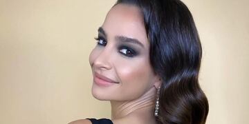 Brenda Asnicar mostró todo su glamour en la última sesión de fotos.