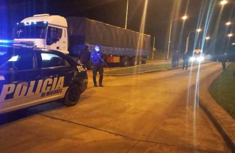 Intentaron evitar un retén con soja ilegal y fueron detenidos