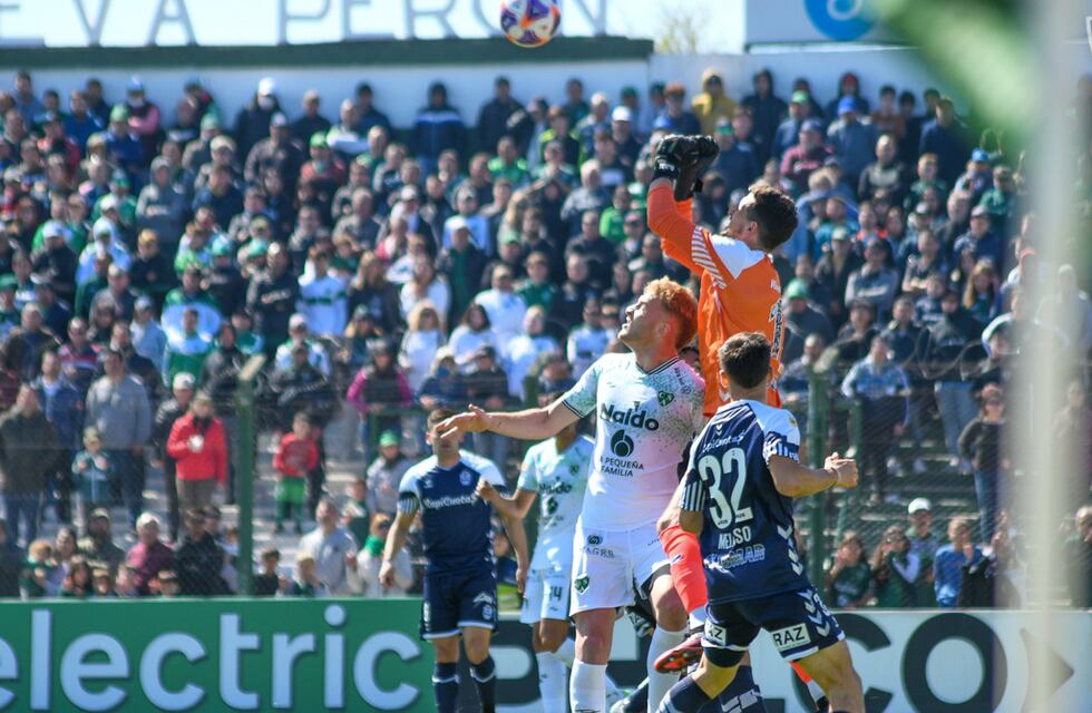 Polémica en el VAR: el penal que le pudo haber dado la victoria a Gimnasia sobre el final