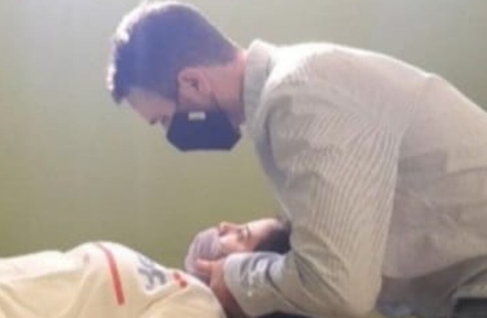 Un fisioterapeuta maipucino brinda consejos posturales para las personas que pasan mucho tiempo sentadas