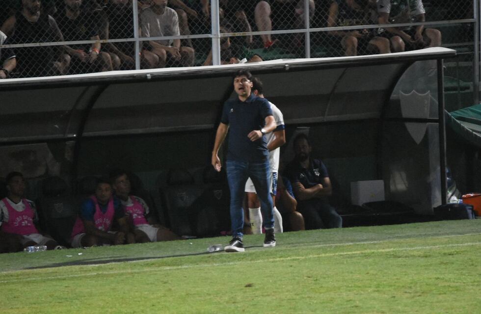 Talleres y el “veníamos bien” del “Cacique” Medina, para el primer festejo