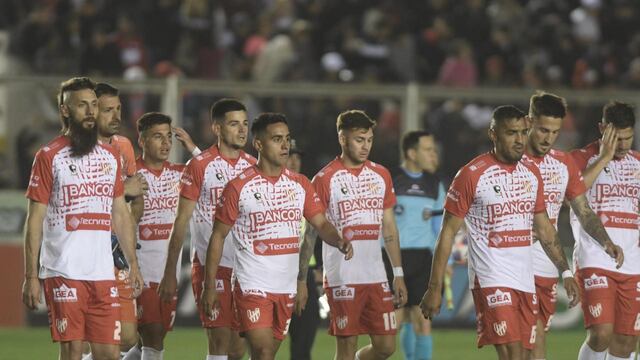 Instituto perdió ante Morón y dejó pasar la primera chance de clasificar a semi por el segundo ascenso (Federico López Claro).